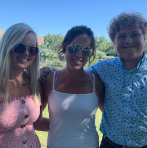 Meet your Posher, Eve